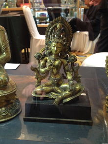 云南典藏2012秋季文物藝術品拍賣會預展 匯聚金銅造像、唐卡與法器的藝術盛宴